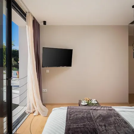 Holiday home Aron Pakostane