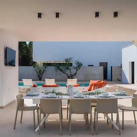 Ferienhaus Aron *
