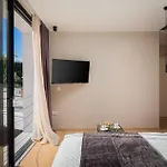 بيت للعطل Aron باكوشتاني